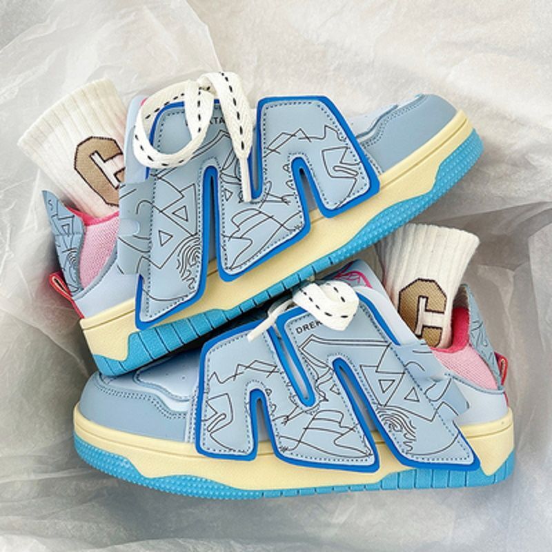 Air Stride Casual Sneakers