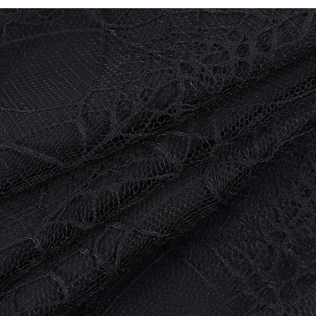 Heavy-Duty Lace Sophistication