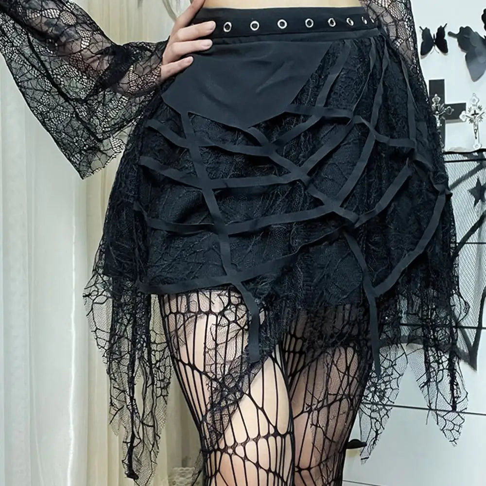 Heavy-Duty Lace Sophistication
