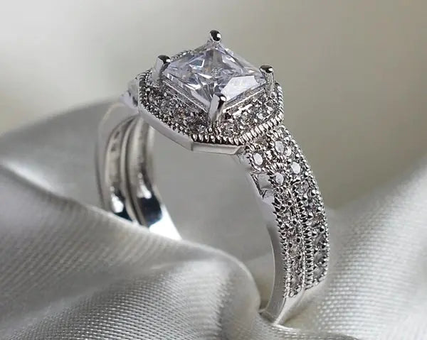 Exquisite Moissanite Rings