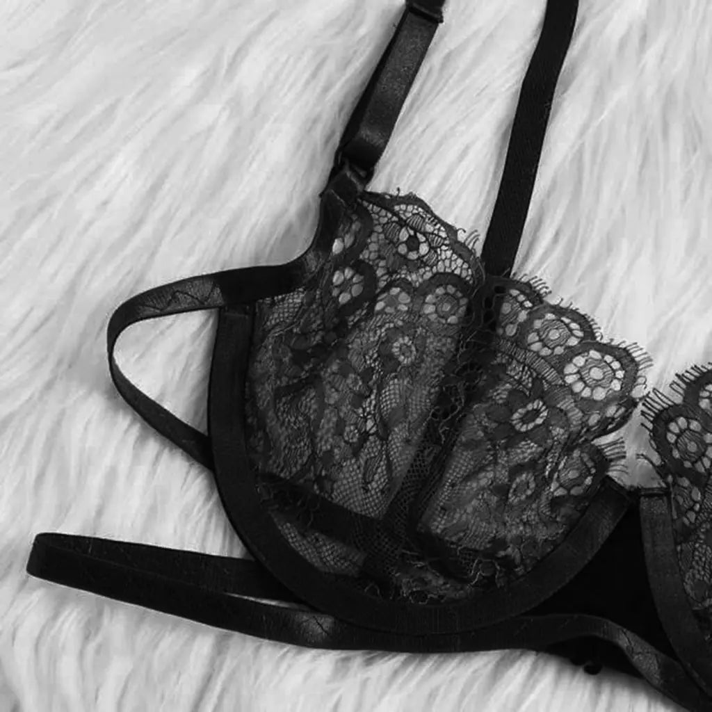 Three Point Style Lingerie Set