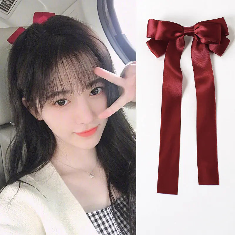 Elegant Bowknot Charm