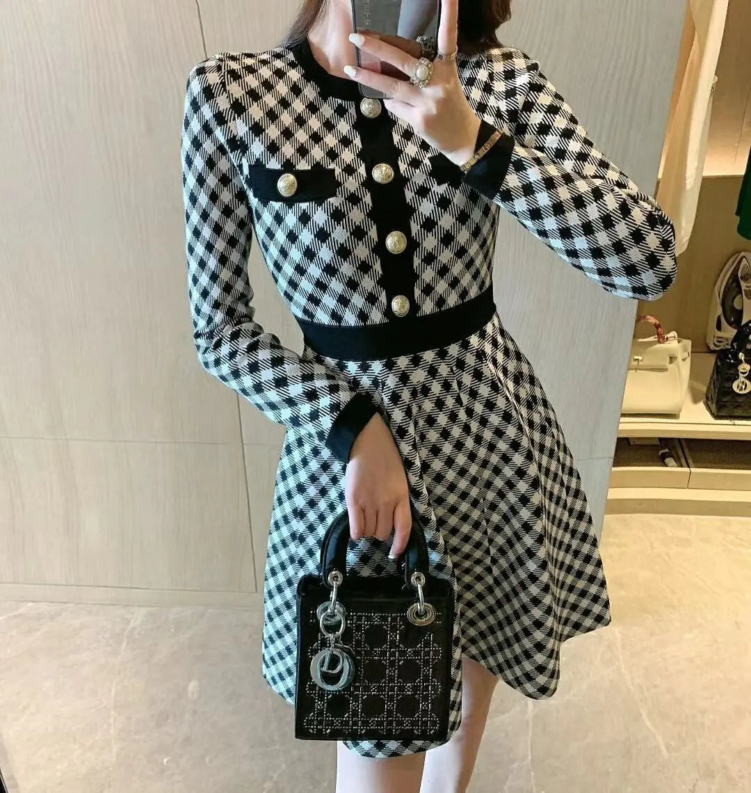 Houndstooth Grace