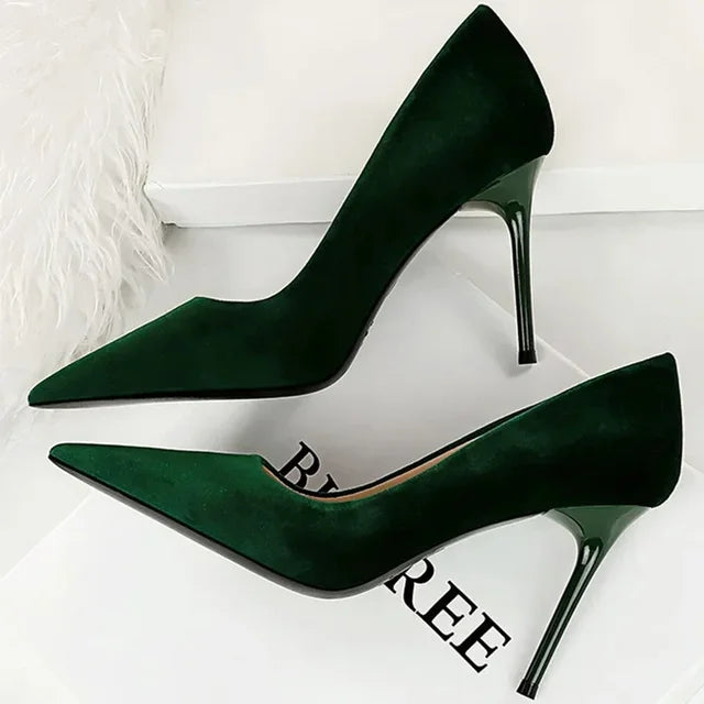 Minimalist Pointed Toe High Heels
