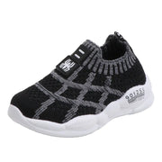 Kids Flyknit Mesh Sneakers