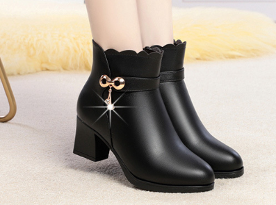 Chunky Heel Round Toe Martin Boots