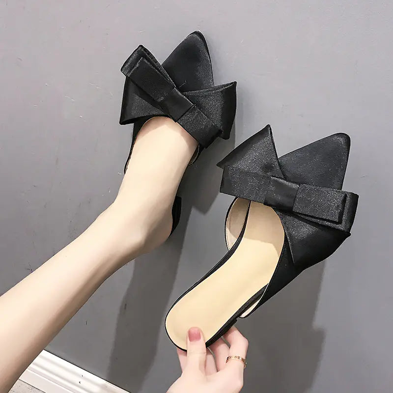 Flat Pointed Bow Sandals