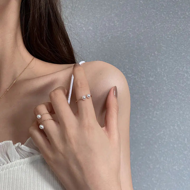 Simple Retro Open-End Pearl Adjustable Ring Design
