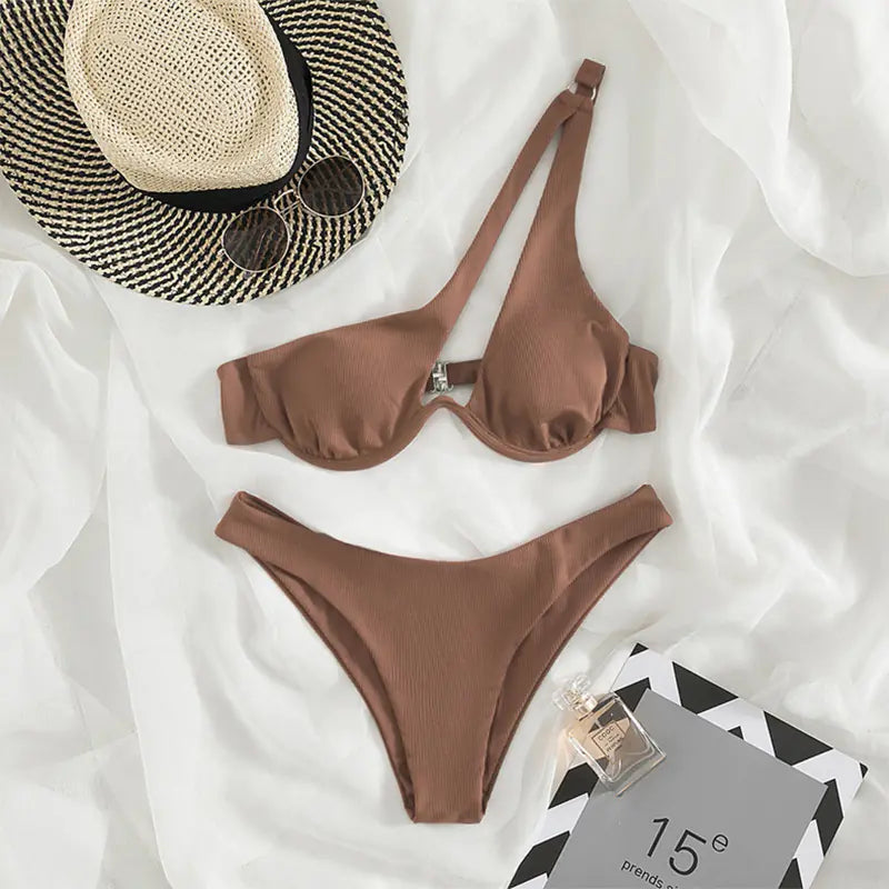 One-Shoulder Bikini Swimsuit