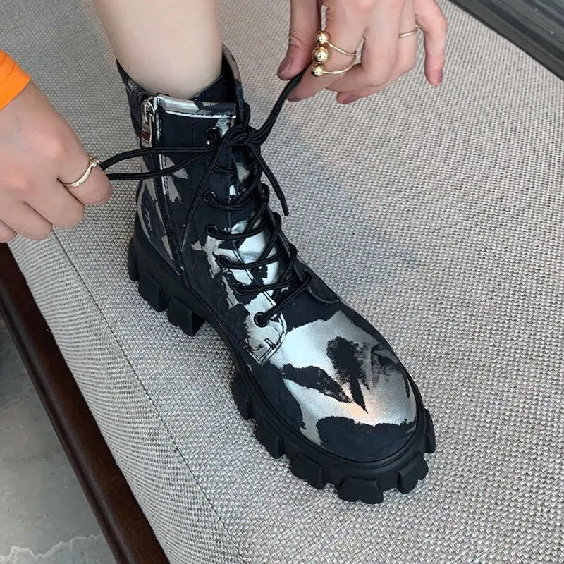 Art Graffiti Knight Boots