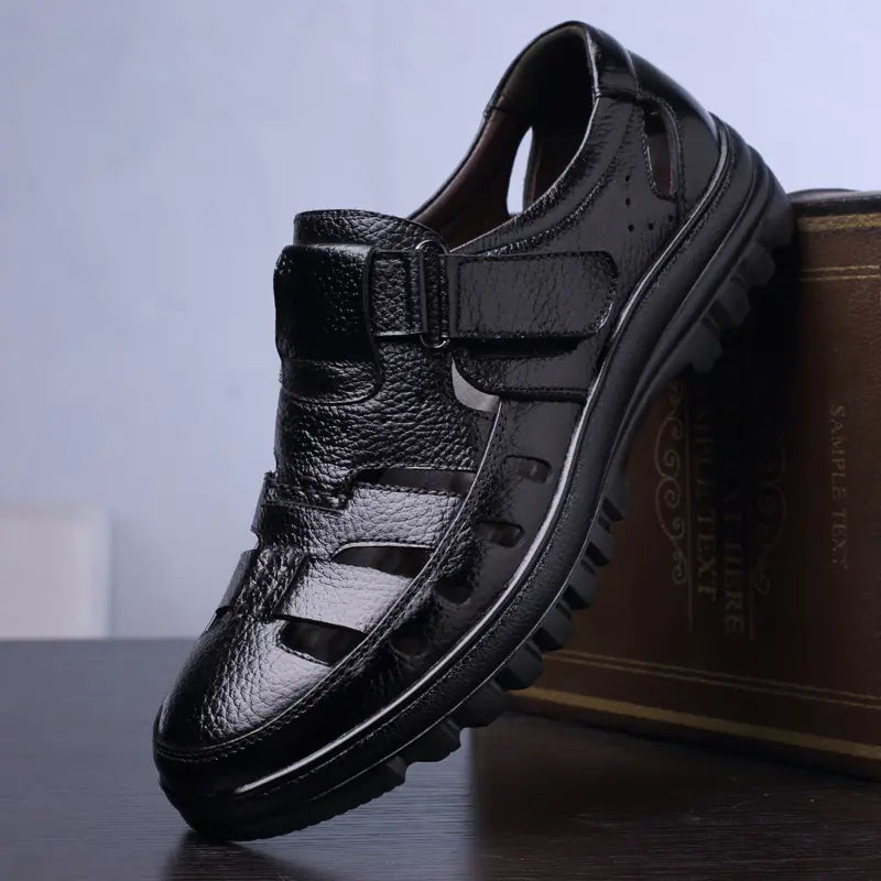 Retro Rome Style Genuine Leather Men's Sandals