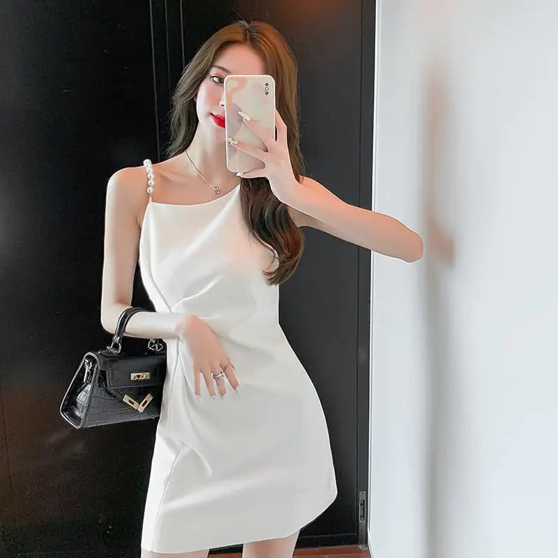 Niche French Sleeveless Slit Dress with Elegant Style