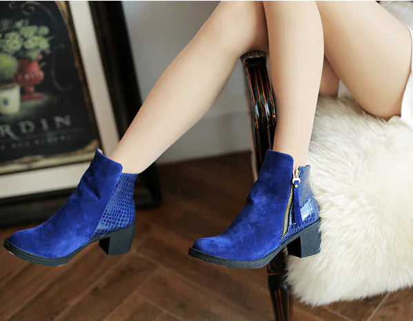 Chunky Heeled Leather Boots with Side Zipper