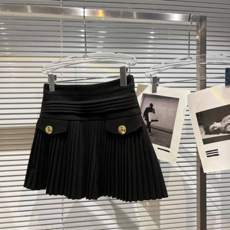 Rhinestone Pleated Sophistication