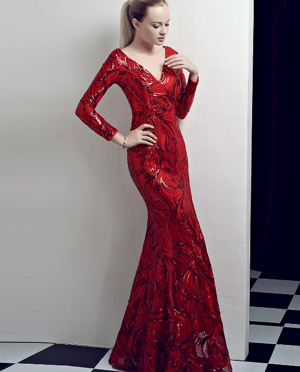 Midnight Glamour Stunner