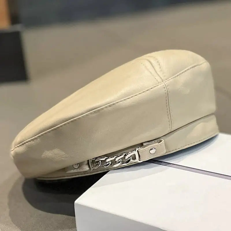 Chain Rivet Beret Chic