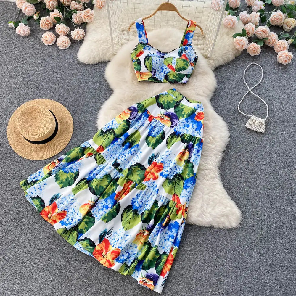 Women's Pleated Skirt with Short Suspender Top