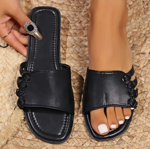 Woven Square Sophistication