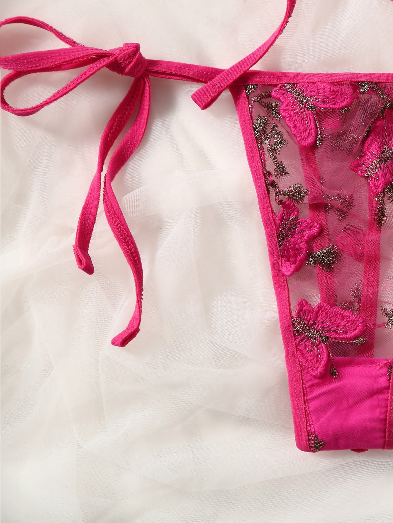 Elegant Three-Point Lace Lingerie Set