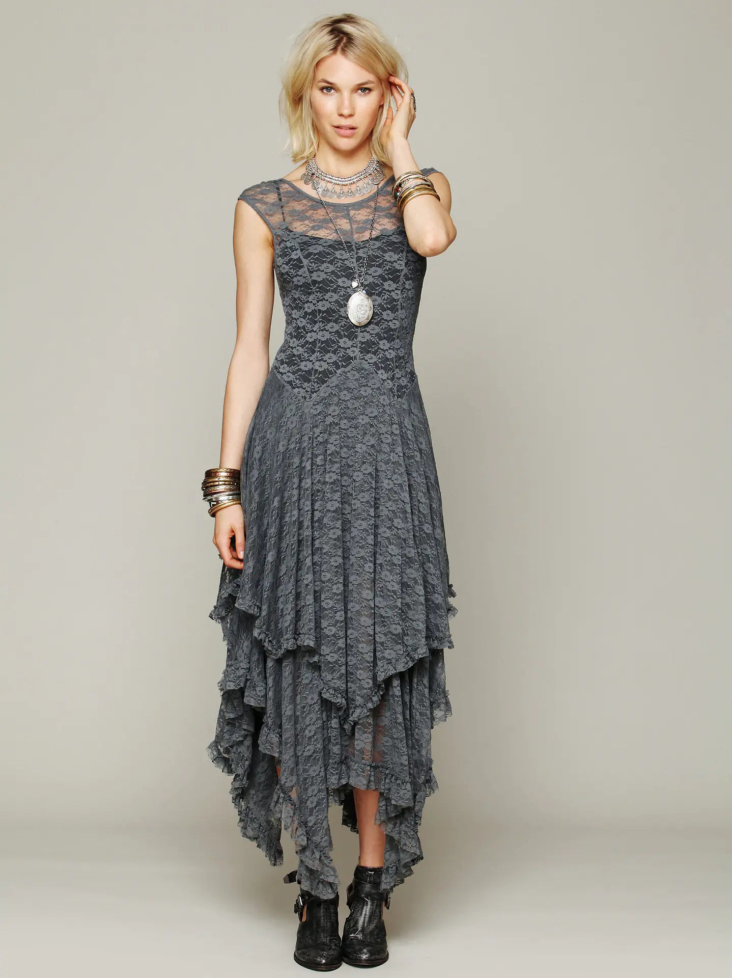 Irregular Lace Dress for Women in Fashion Style