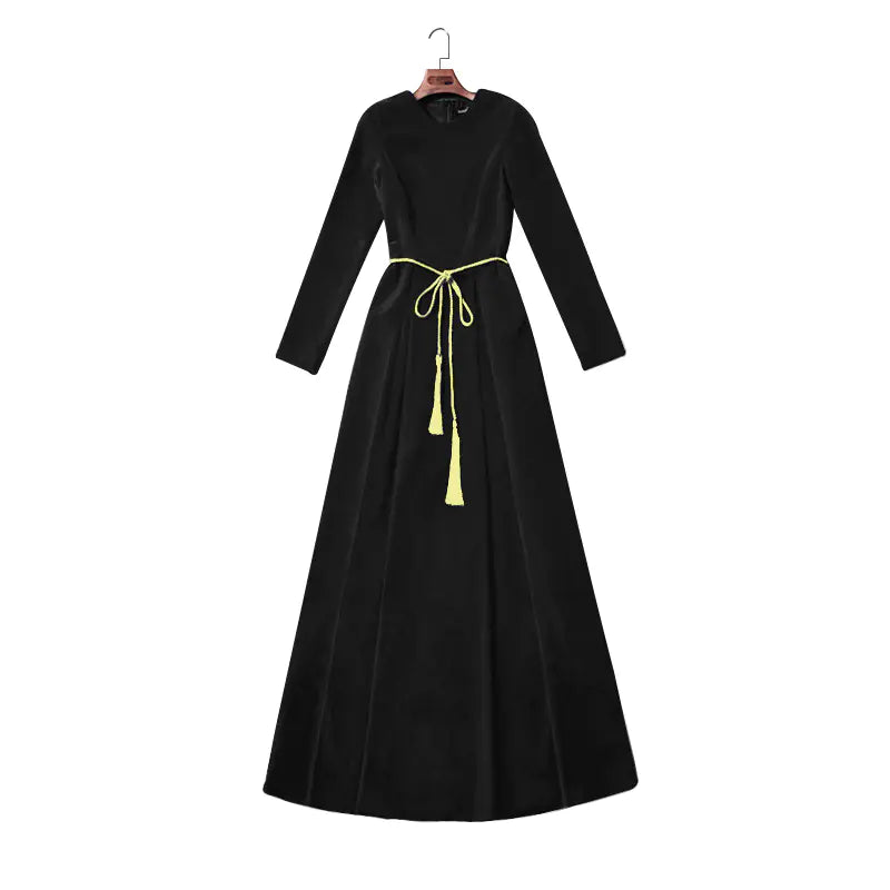 Elegant Velvet Maxi Dress for Evening Events