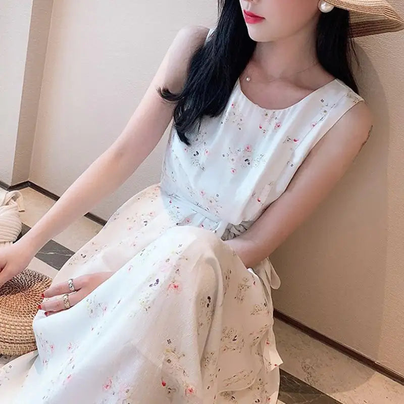 Retro Floral Elegance