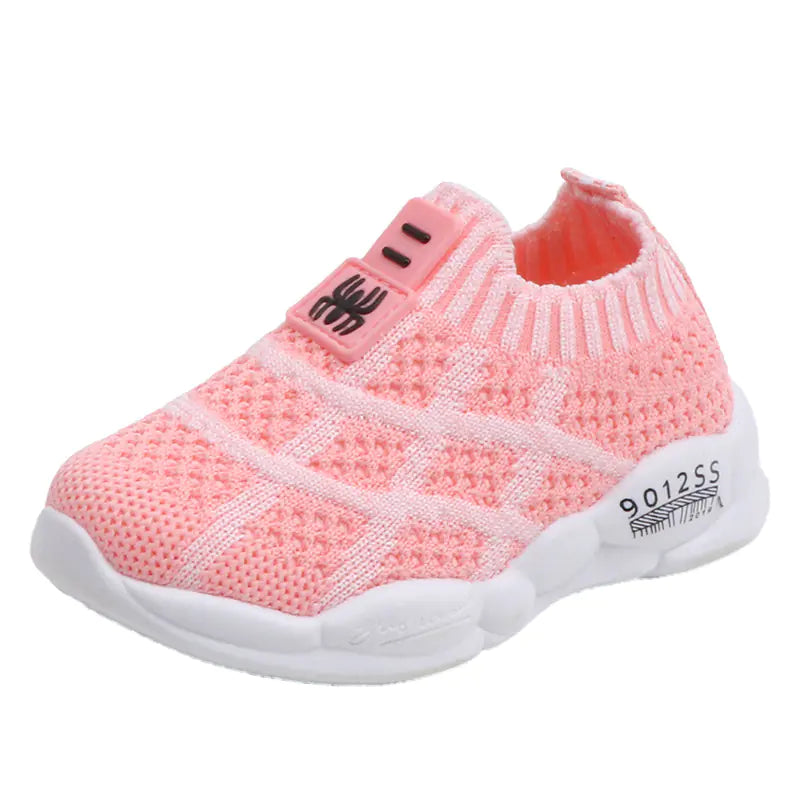 Kids Flyknit Mesh Sneakers