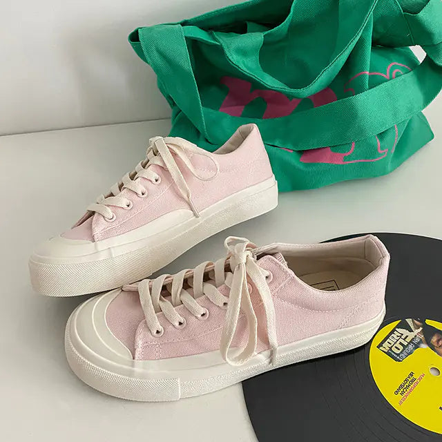 2022 Fashion Retro Low-top Canvas Sneakers for Women