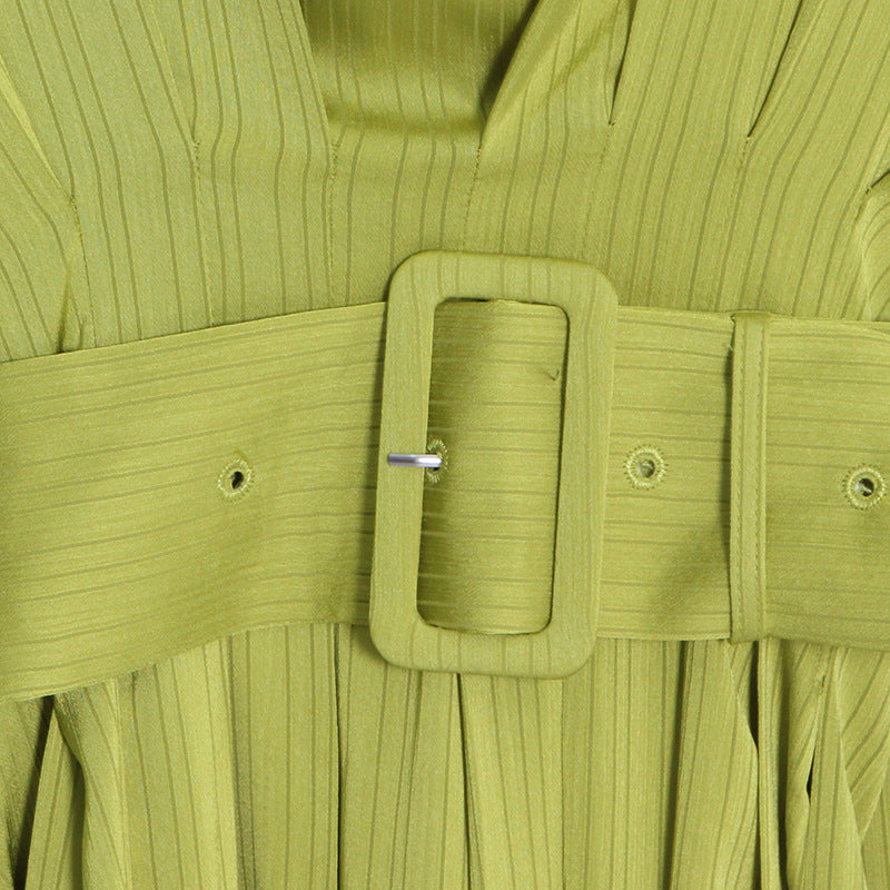 Socialite Statement Essential