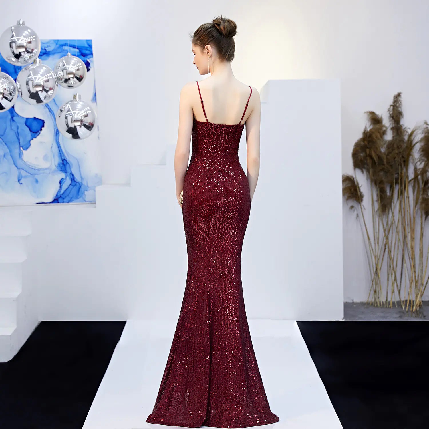 Elegant Long Deep V Mermaid Evening Dress with Sequins