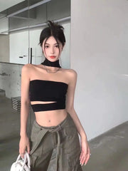 Sweet and Spicy Neckline Allure