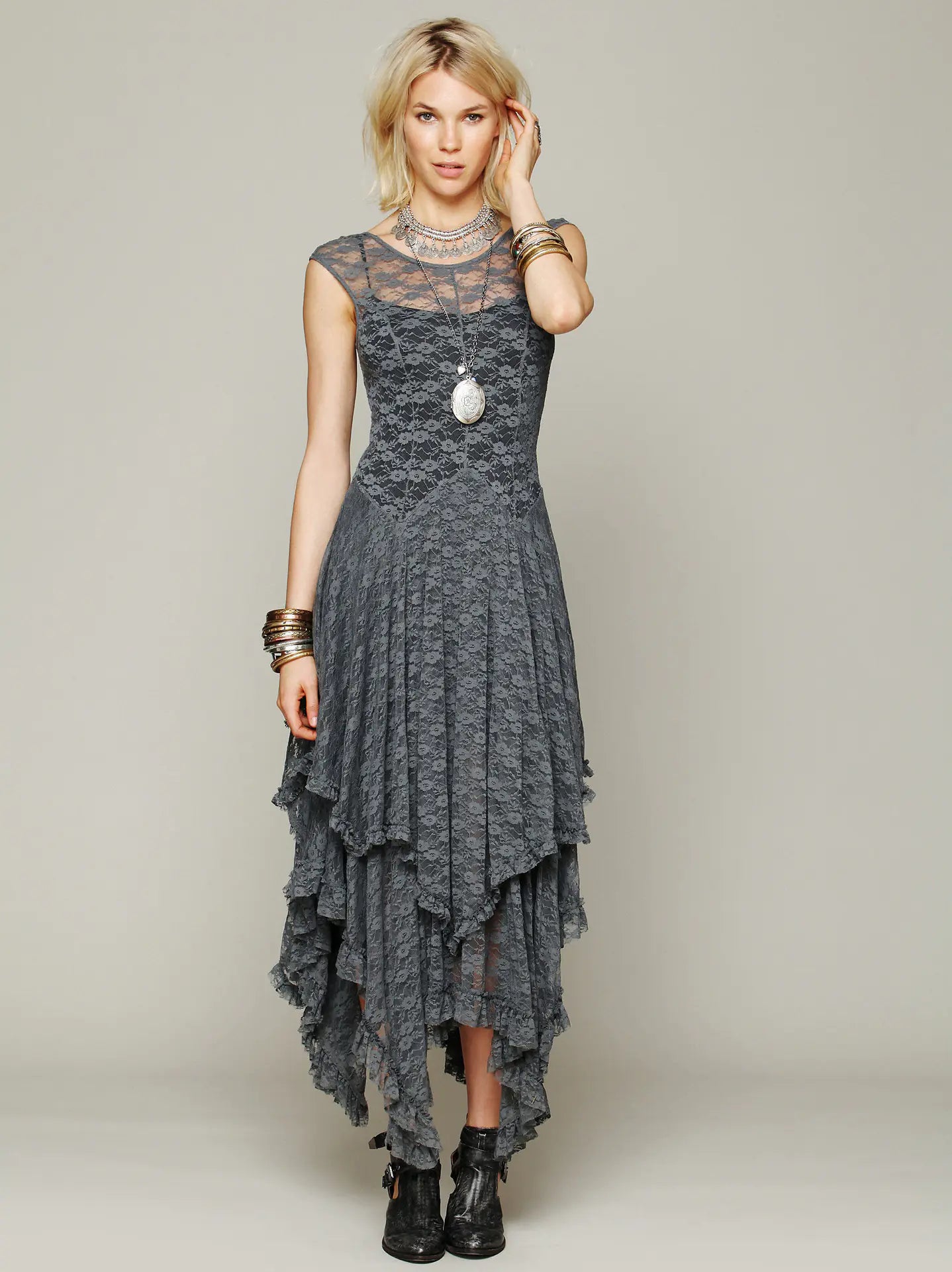 Irregular Lace Dress for Women in Fashion Style