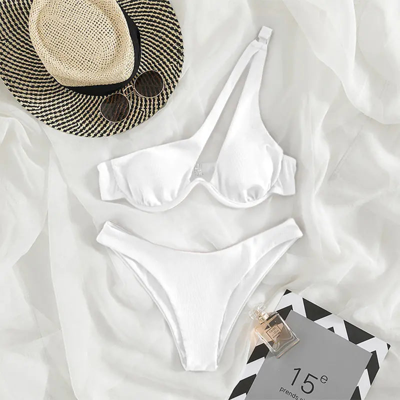 One-Shoulder Bikini Swimsuit