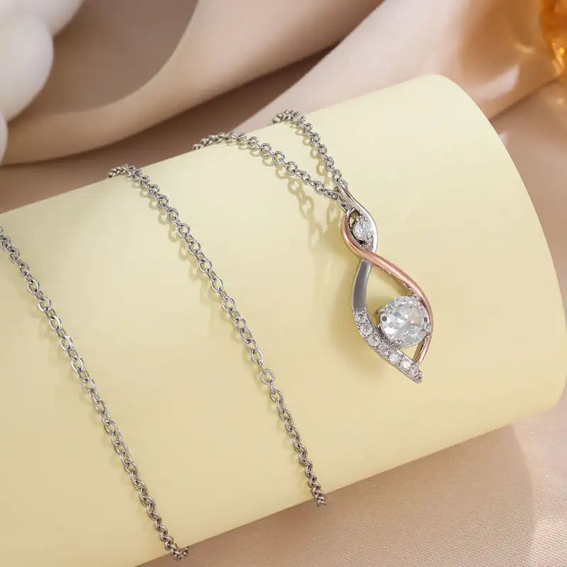 Elegant Two-Tone Gemstone Pendant Necklace