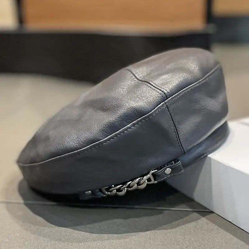 Chain Rivet Beret Chic